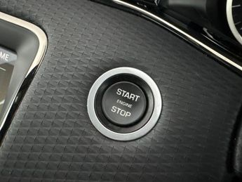 Land Rover Range Rover Evoque 2.0 D180 MHEV R-Dynamic S 4WD (180 ps) - LANE DEPARTURE  - WIFI