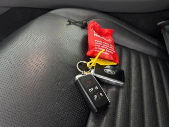 Land Rover Discovery Sport 2.0 D200 MHEV S 4WD (204 ps) - REVERSE CAM - NAV - LEATHER