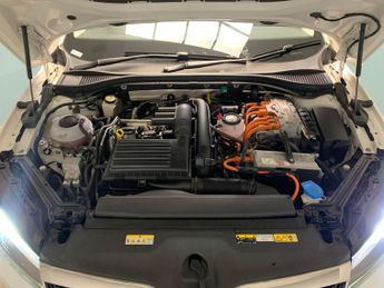 Skoda Superb 1.4 TSI iV 13kWh SE Technology Plug-in DSG (218 ps) - DRIVER MEM