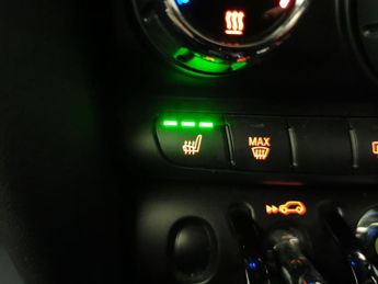 Mini Electric Hatch Cooper SE 32.6kWh Level 2 (184 ps) - LED - REVERSE CAM - HEATED 