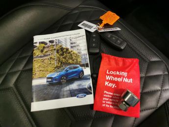 Ford Puma 1.0T EcoBoost MHEV ST-Line Vignale DCT (155 ps) - FORD SYNC3 - P