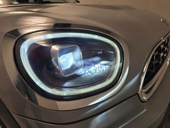 Mini Countryman 1.5 10kWh Cooper SE Classic Plug-in ALL4 (222 ps) - LED - NAVIGA