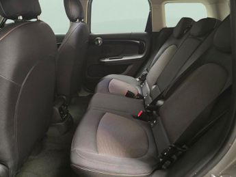 Mini Countryman 1.5 10kWh Cooper SE Classic Plug-in ALL4 (222 ps) - LED - NAVIGA