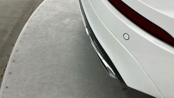 Volvo XC60 2.0h T6 Recharge 11.6kWh R-Design Plug-in AWD (340 ps) - B PILLA