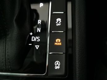 Skoda Superb 2.0 TSI Laurin & Klement DSG (220 ps) - KEYLESS ENTRY - PARK ASS