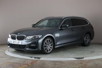 BMW 330 2.0 330e 12kWh M Sport Touring Plug-in (292 ps) - CARPLAY - AUTO