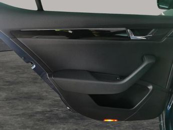 Skoda Superb 2.0 TSI Laurin & Klement DSG (220 ps) - KEYLESS ENTRY - PARK ASS