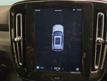 Volvo XC40 Recharge Twin 78kWh AWD (408 ps) - CRUISE - HALF LEATHER - 19IN 