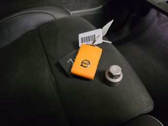 Volvo XC40 Recharge Twin 78kWh AWD (408 ps) - CRUISE - HALF LEATHER - 19IN 