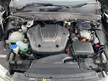 Volvo XC40 1.5h T5 Twin Engine Recharge 10.7kWh R-Design Pro Plug-in (262 p
