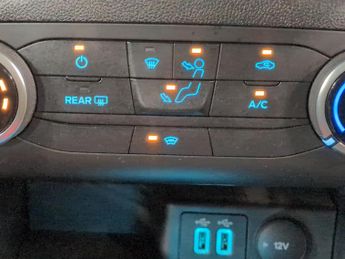 Ford Focus 1.5 EcoBlue Zetec (120 ps) - BLUETOOTH - CRUISE - FORD MYKEY SYS