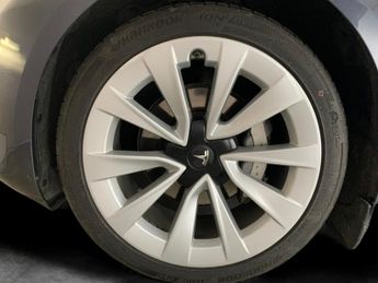 Tesla Model 3 Saloon RWD (241 bhp) - AUTO PARK - LED - REVERSE CAM