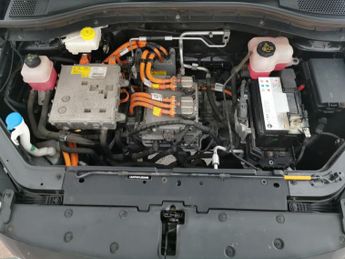 MG MG ZS 44.5kWh Exclusive (143 ps) - KEYLESS ENTRY - NAV - HEATED LEATHE