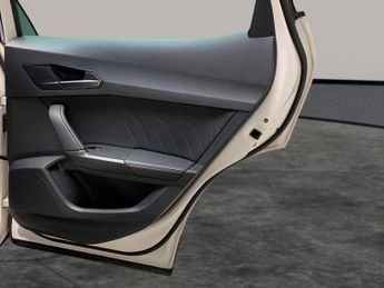 Cupra Formentor 1.4 eHybrid 12.8kWh V2 Plug-in DSG (204 ps) - LED - REVERSE CAM 