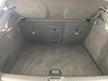 Mercedes-Benz GLA 2.1 GLA220d AMG Line (Premium) 7G-DCT 4MATIC (170 ps) - CRUISE