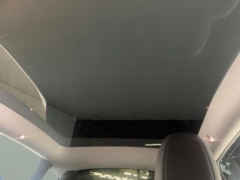 Tesla Model Y (Dual Motor) Long Range 4WDE (384 bhp) - REVERSE CAM - NAV - LEA