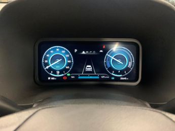 Hyundai Kona 39kWh SE Connect (10.5kW Charger) (136 ps) - LED - REVERSE CAM -