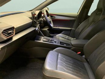 Cupra Formentor 1.4 eHybrid 12.8kWh V2 Plug-in DSG (204 ps) - LED - REVERSE CAM 