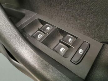 Skoda Octavia 1.4 TSI SE L DSG (150 ps) - CRUISE - AIR CON - SD CARD MEDIA INP