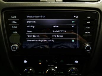 Skoda Octavia 1.4 TSI SE L DSG (150 ps) - CRUISE - AIR CON - SD CARD MEDIA INP