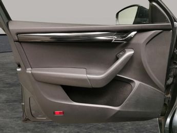 Skoda Octavia 1.4 TSI SE L DSG (150 ps) - CRUISE - AIR CON - SD CARD MEDIA INP