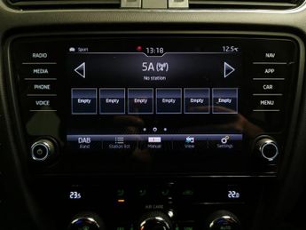 Skoda Octavia 1.4 TSI SE L DSG (150 ps) - CRUISE - AIR CON - SD CARD MEDIA INP