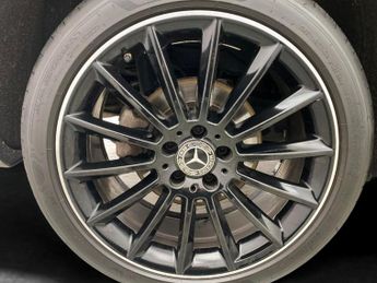 Mercedes-Benz GLA 2.1 GLA220d AMG Line (Premium) 7G-DCT 4MATIC (170 ps) - KEYLESS-