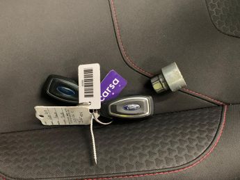 Ford Focus 1.5 TDCi ST-Line Powershift (120 ps) - WIFI - BLUETOOTH - CRUISE