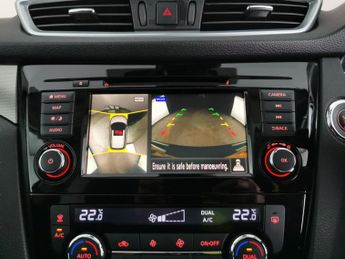 Nissan Qashqai 1.3 DIG-T N-Motion DCT (160 ps) - REVERSE CAM - NAV - HEATED LEA