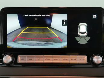 Hyundai Kona 39kWh SE Connect (10.5kW Charger) (136 ps) - LED - REVERSE CAM -