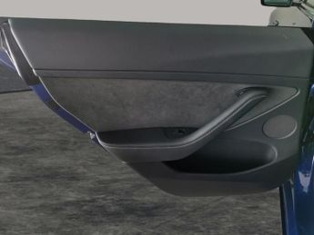 Tesla Model 3 Saloon RWD (241 bhp) - ENHANCED AUTOPILOT - KEYLESS ENTRY - 360 