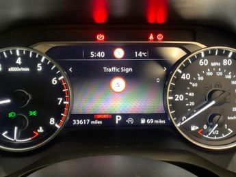 Nissan Qashqai 1.3 DIG-T MHEV Acenta Premium XTRON (158 ps) - REVERSE CAM - NAV