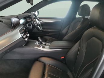 BMW 5 Series 2.0 520d M Sport xDrive (190 ps) - HK AUDIO - REVERSE CAM - DAKO