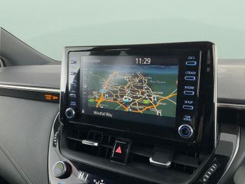 Toyota Corolla 1.8 VVT-h Design CVT (122 ps) - PARK ASSIST - LED - REVERSE CAM