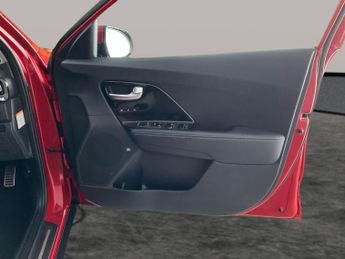 Kia Niro 1.6 GDi 4 DCT (139 bhp) - HEAT AND COOL SEATS - LED - REVERSE CA