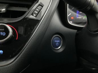 Toyota Corolla 1.8 VVT-h Design CVT (122 ps) - PARK ASSIST - LED - REVERSE CAM