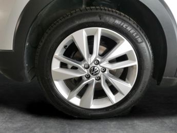 Volkswagen T-cross 1.0 TSI Match DSG (115 ps) - REVERSE CAM - BLUETOOTH - PARK SENS