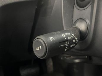 MG MG ZS 1.0 T-GDI Exclusive (111 ps) - LANE DEPARTURE  - BLUETOOTH - CRU