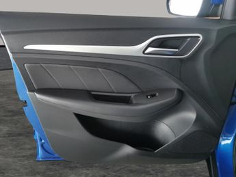 MG MG ZS 1.0 T-GDI Exclusive (111 ps) - LANE DEPARTURE  - BLUETOOTH - CRU