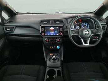 Nissan Leaf 39kWh Acenta (150 ps) - HEATED SEATS - NAV - HEATED STEERING