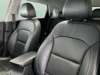 Kia Niro 1.6 GDi 4 DCT (139 bhp) - HEAT AND COOL SEATS - LED - REVERSE CA
