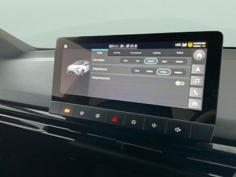 MG Mg4 64kWh Trophy Long Range (203 ps) - REVERSE CAM - NAV - HEATED ST