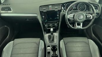 Volkswagen Golf 2.0 TDI R-Line Edition DSG (150 ps) - NAV - LIGHT AND SIGHT PACK