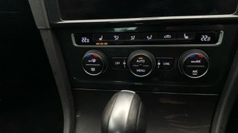 Volkswagen Golf 2.0 TDI Match Edition DSG (150 ps) - PRIVACY GLASS - USB AUDIO