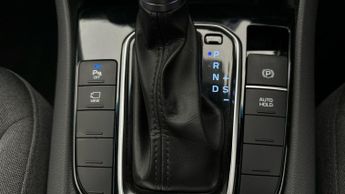 Hyundai Ioniq 1.6 h-GDi Premium SE DCT (141 ps) - CRUISE - PADDLE SHIFT - CLIM