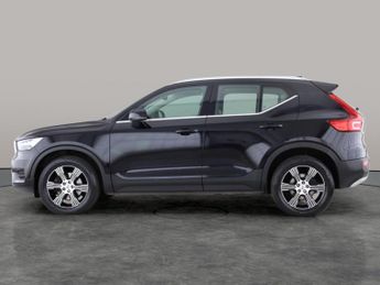 Volvo XC40 2.0 B4 MHEV Inscription DCT AWD (197 ps) - LED
