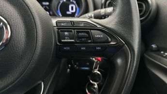 Toyota Yaris 1.5 VVT-h Design E-CVT (116 ps) - BLUETOOTH - AIR CON - DAB