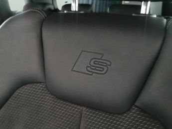 Audi Q5 2.0 TDI 40 S line S Tronic quattro (190 ps) - SPORTS SEATS