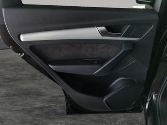 Audi Q5 2.0 TDI 40 S line S Tronic quattro (190 ps) - SPORTS SEATS