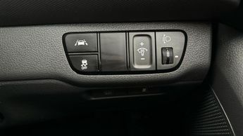 Hyundai Ioniq 1.6 h-GDi Premium SE DCT (141 ps) - CRUISE - PADDLE SHIFT - CLIM